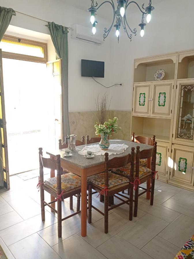 Mary Home - Casa Vacanza Таормина Экстерьер фото