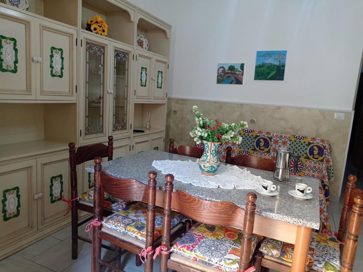 Mary Home - Casa Vacanza Таормина Экстерьер фото