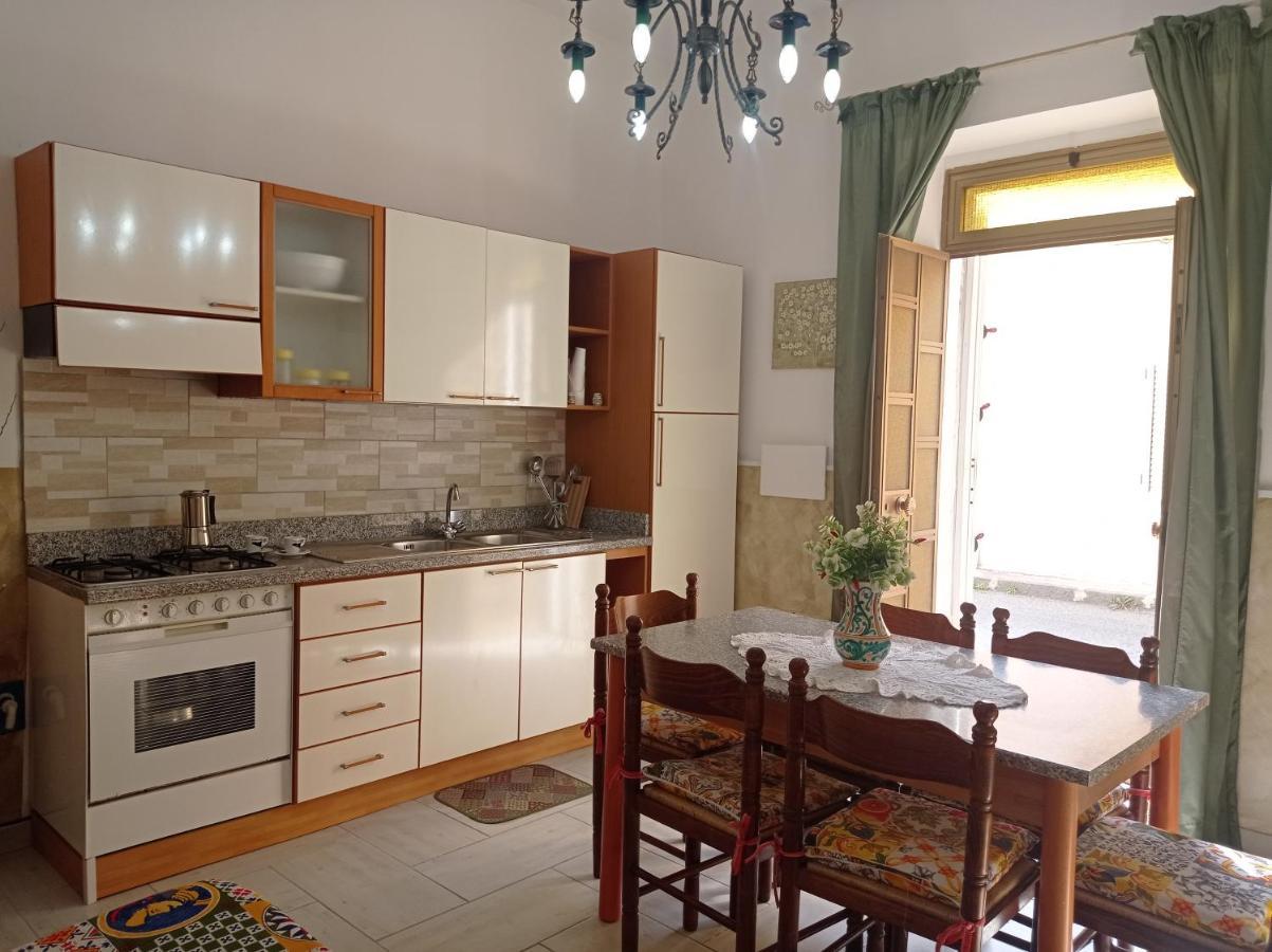 Mary Home - Casa Vacanza Таормина Экстерьер фото
